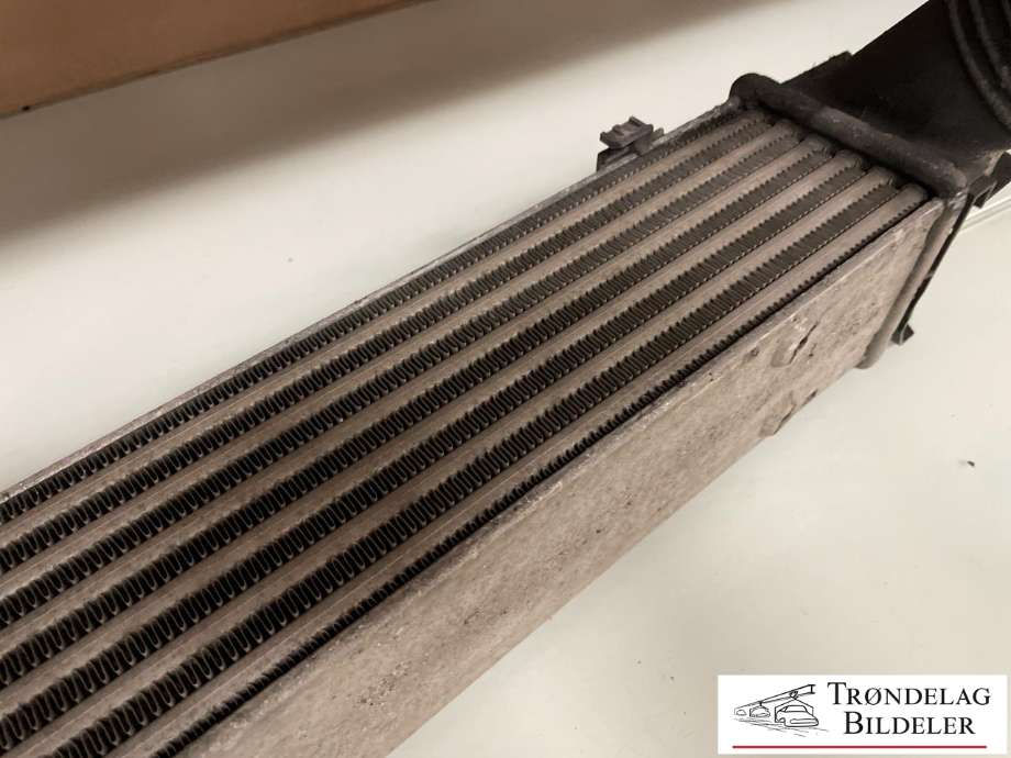 Intercooler til BMW 3-Serie 2005-2011 (E90/E91/E92/E93) (E90/E91/E92/E93) (17 51 7 524 916|)