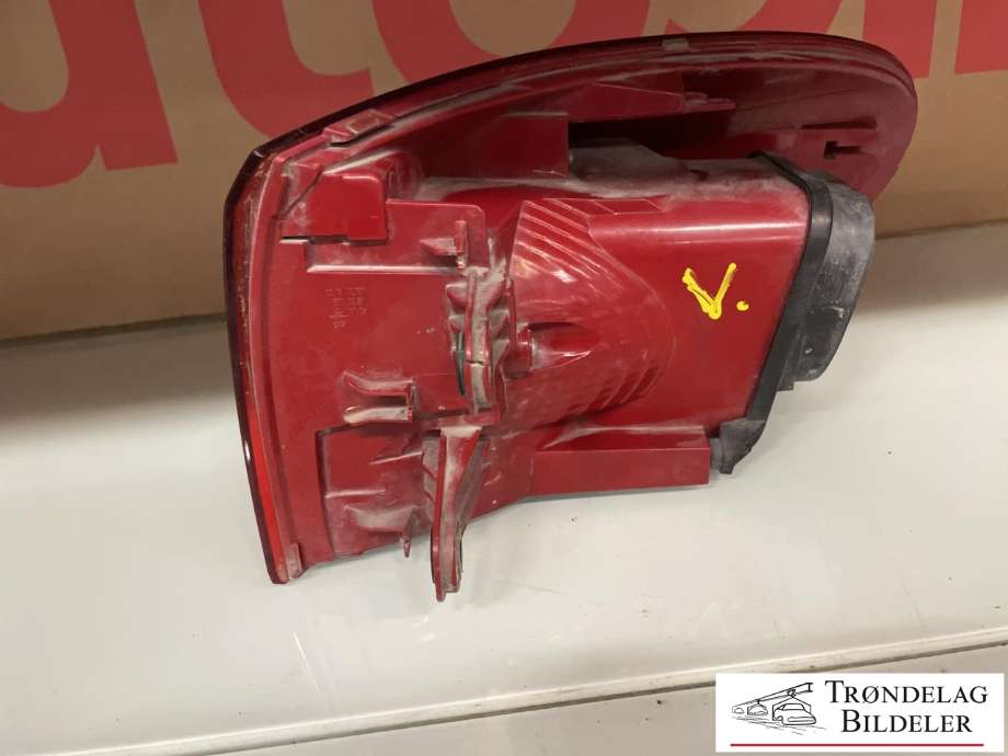 Baklykt høyre ytre til VW Tiguan 2011-2016 (Type I, Fase 2) (5N0 945 096 Q|)