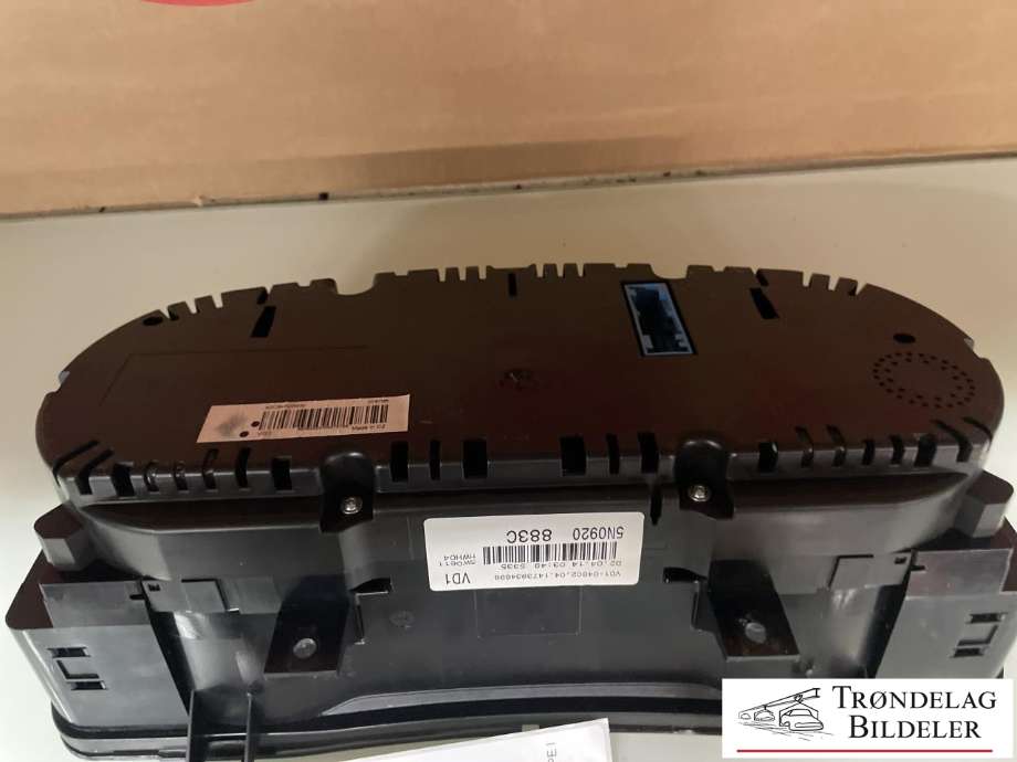 Instrumentpanel til VW Tiguan 2011-2016 (Type I, Fase 2)  (5N0 920 883 C|)