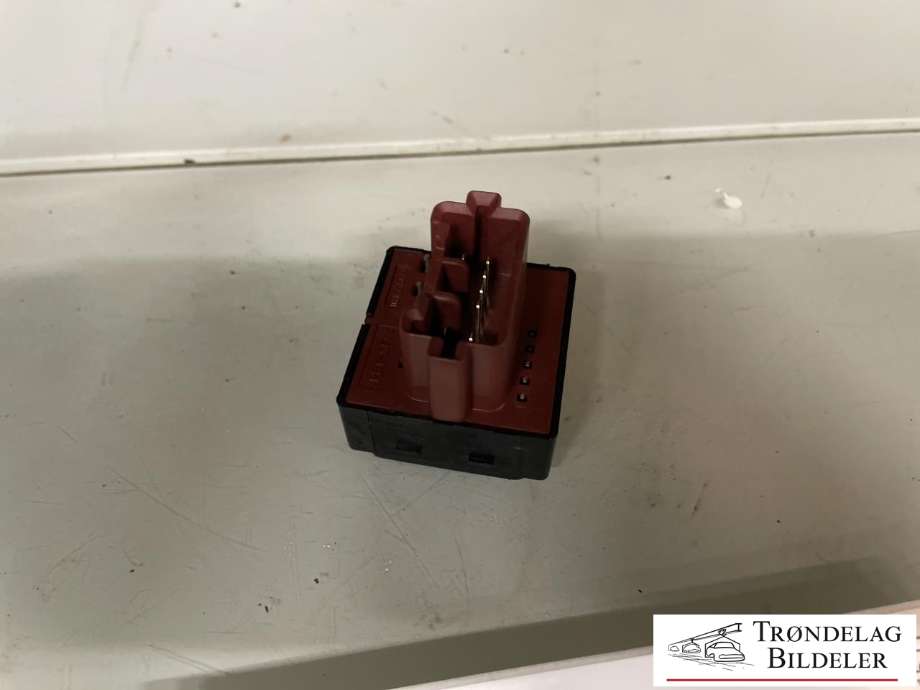 Bryter speil til Mitsubishi Outlander 2012-2015 (Type III, Fase 1)  (MR951187|)