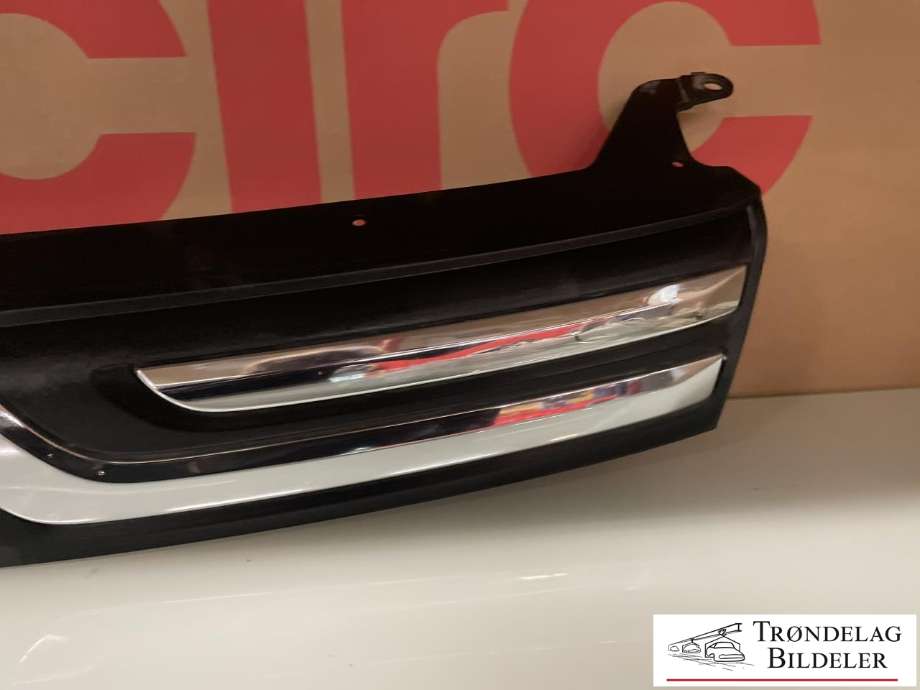 Grill til Mitsubishi Outlander 2012-2015 (Type III, Fase 1)  (7450A743|)