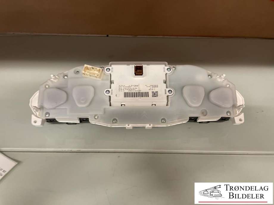 Instrumentpanel til Peugeot 208 2012-2019 (Type I) (98 226 331 80|)
