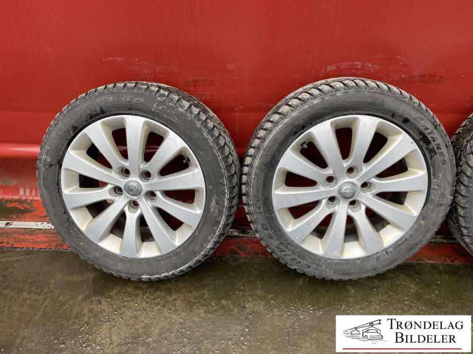 Hjulsett aluminium vinter til Opel Astra J 2010-2015  (215/55-R17 98T/ET44|MØNSTERDYBDE 8MM|PROD 20.25)