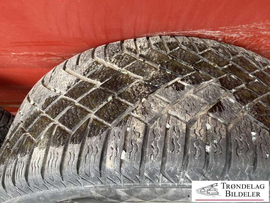 Hjulsett aluminium vinter til VW ID.4 2020-->>  (CONTINENTAL VIKING|255/50-R19 107T/ET43|MØNSTERDYBDE 6MM|PROD 45.21)