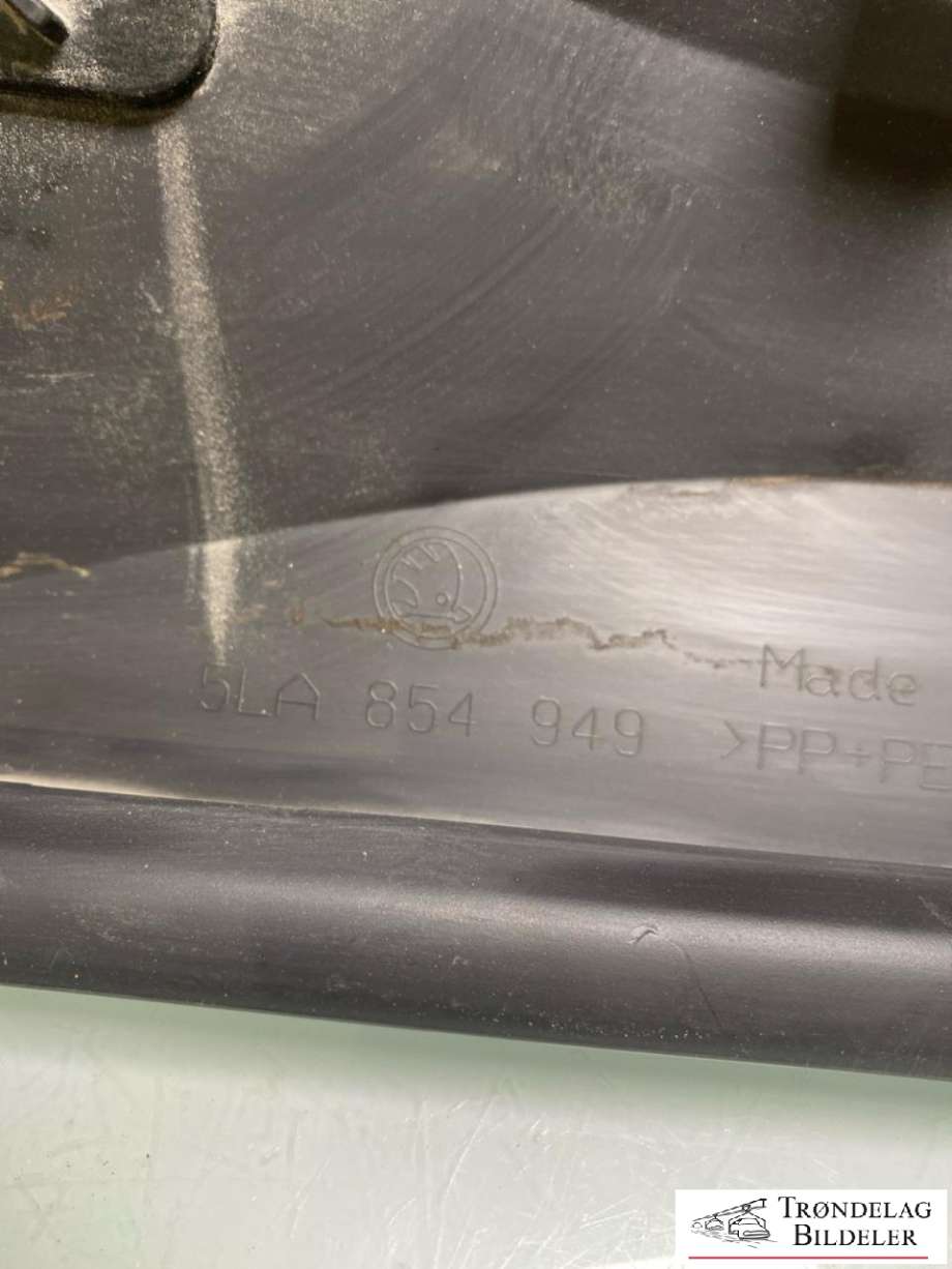 Lister til Škoda Enyaq 2021-->> (5LA 854 949|5LA 854 949 9B9|5LJ 854 949|5LJ 854 949 9B9|)