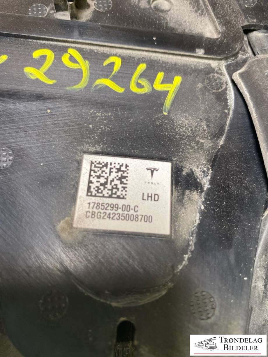 Deksel til Tesla Model Y 2024-->> (Type II)  (1785299-00-C|)
