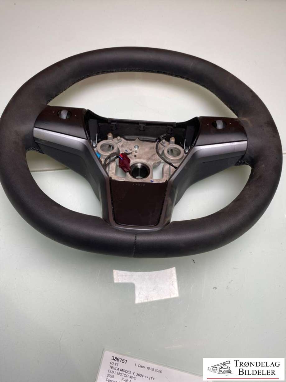 Ratt til Tesla Model Y 2024-->> (Type II) (1626599-HP-E|)