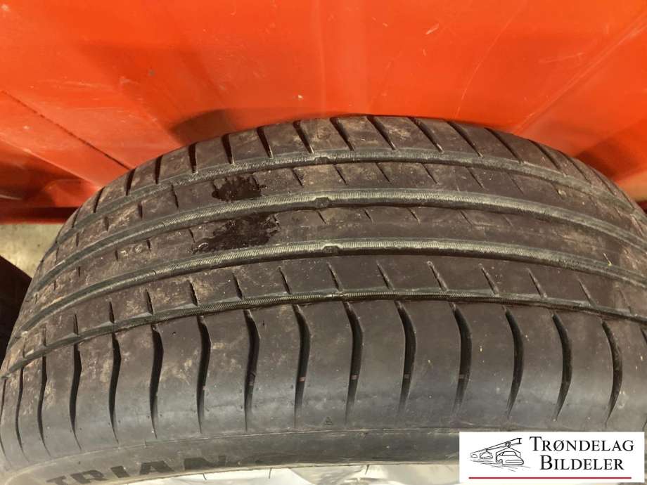 Hjulsett aluminium sommer til Opel Astra J 2010-2015 (TRIANGLE EFFEX SPORT|215/50-R17 95Y/ET42|MØNSTERDYBDE 6MM|PROD 44.24)