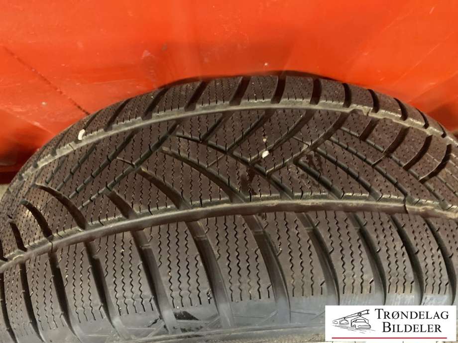 Hjulsett aluminium vinter til Ford Mondeo 2007-2010 (Type IV, Fase 1)  (STAR PERFORMER STRATOS|215/55-R16 97H|MØNSTERDYBDE 7MM|PROD 19.24)