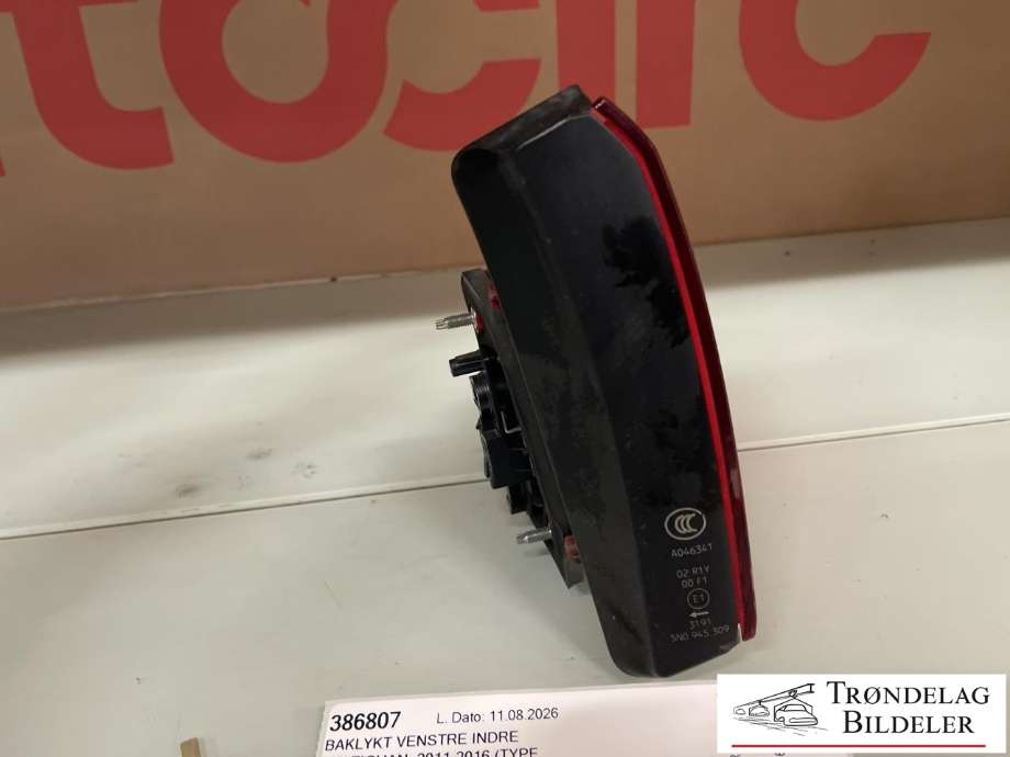 Baklykt venstre indre til VW Tiguan 2011-2016 (Type I, Fase 2)  (5N0 945 093 G|)