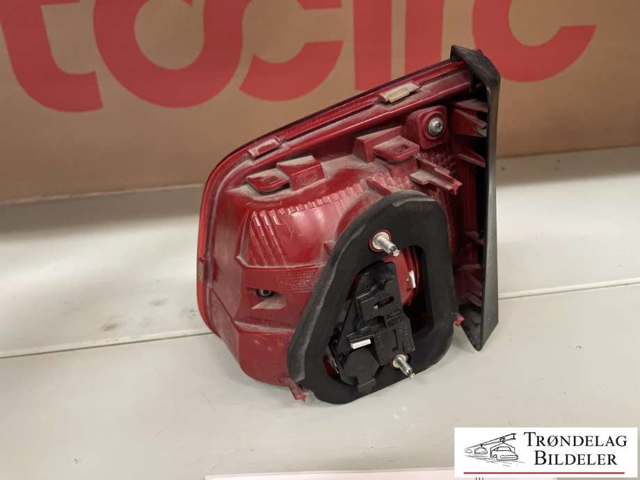 Baklykt venstre indre til VW Tiguan 2011-2016 (Type I, Fase 2)  (5N0 945 093 G|)
