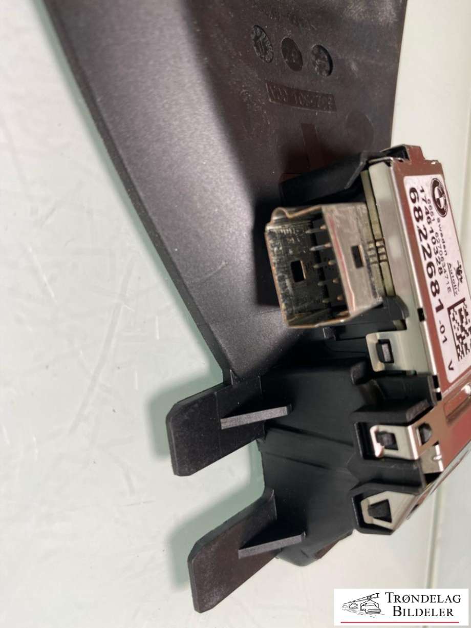 Kamera til BMW i3 2013-2022  (AUTOLIV|66 51 9 458 740|66516270634|6822681)