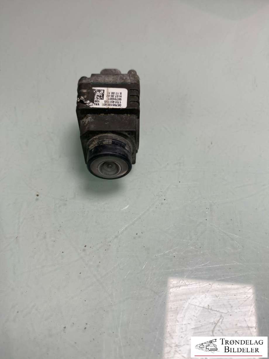 Parkeringskamera bak til BMW i3 2013-2022 (VALEO|66537951084|66539472923|66539475687|66535A4AEB2|90735301)