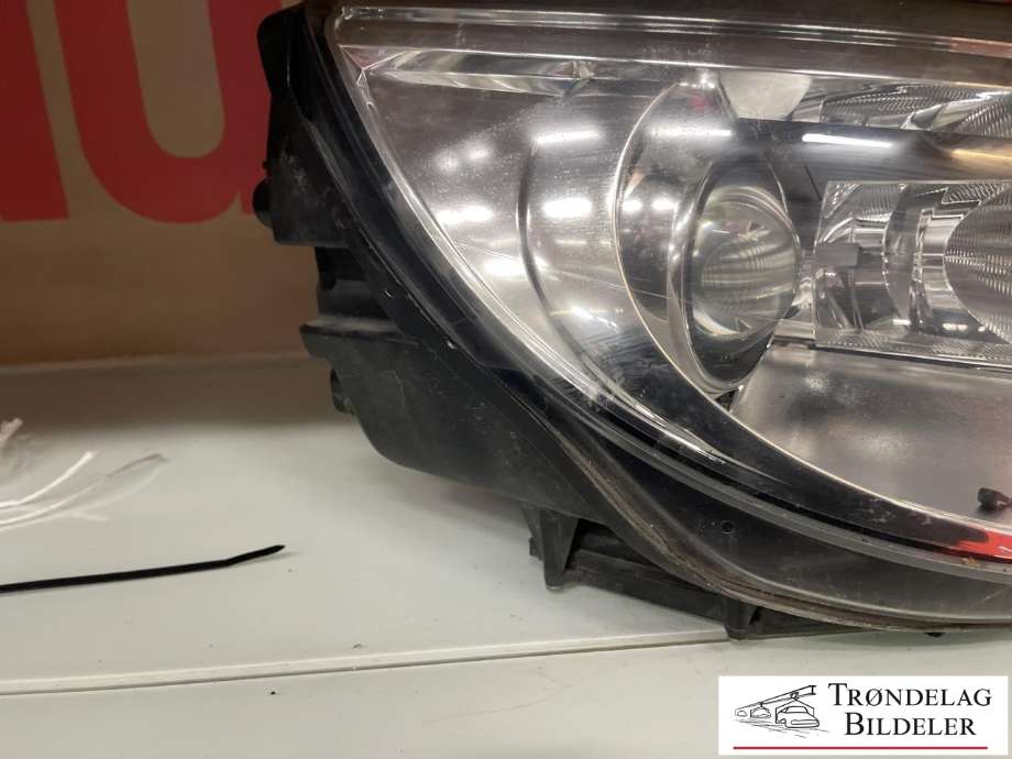 Frontlykt høyre xenon til VW Tiguan 2007-2011 (Type I, Fase 1)  (5N1 941 040 R|)
