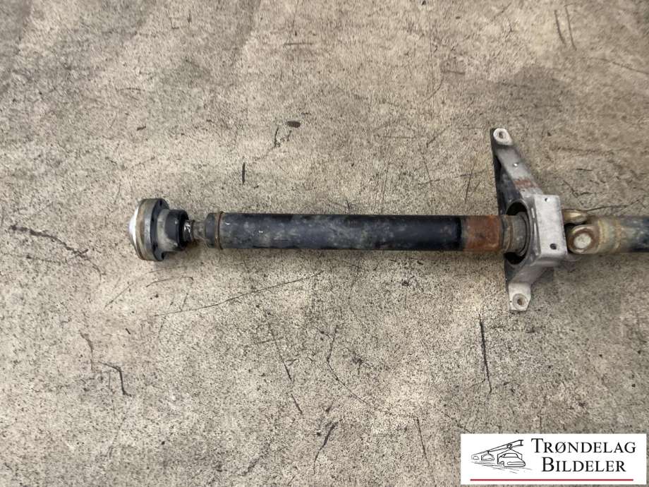 Mellomaksel til Opel Insignia A 2009-2014  (13335360|22754604|22960217)
