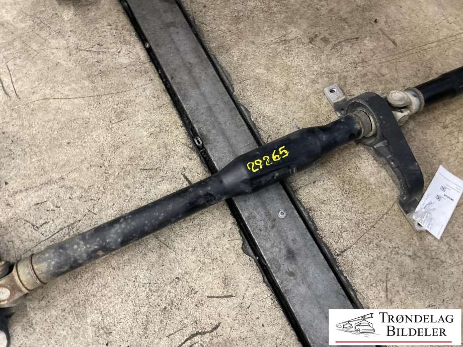 Mellomaksel til Opel Insignia A 2009-2014  (13335360|22754604|22960217)