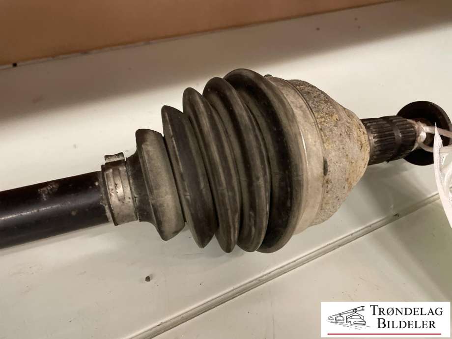Drivaksel høyre foran, diesel/automat til Opel Insignia A 2009-2014  (13228199|22796269|)