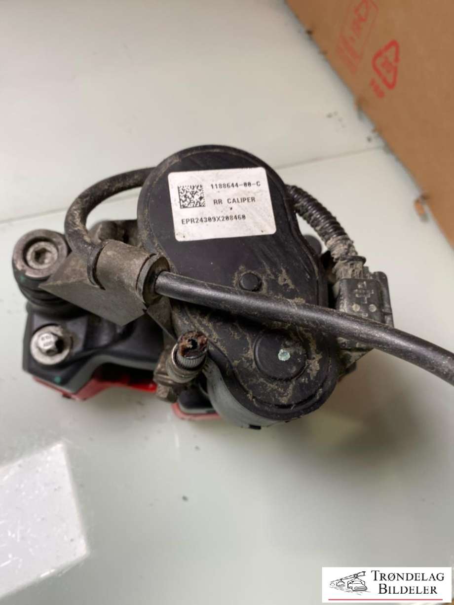 Bremsecaliper høyre bak, elektrisk til Tesla Model Y 2024-->> (Type II)  (1188644-00-C|)