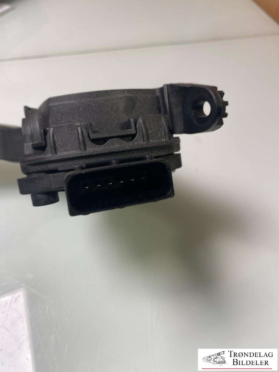 Pedal gass til BYD Atto 2022-->> (10689614-00|6PV312072-00|10248055-00)