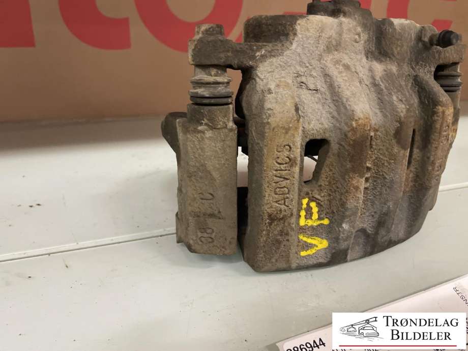 Bremsecaliper venstre foran til Suzuki Across 2020-->>  (T4775-04817-000|86210-42070|)