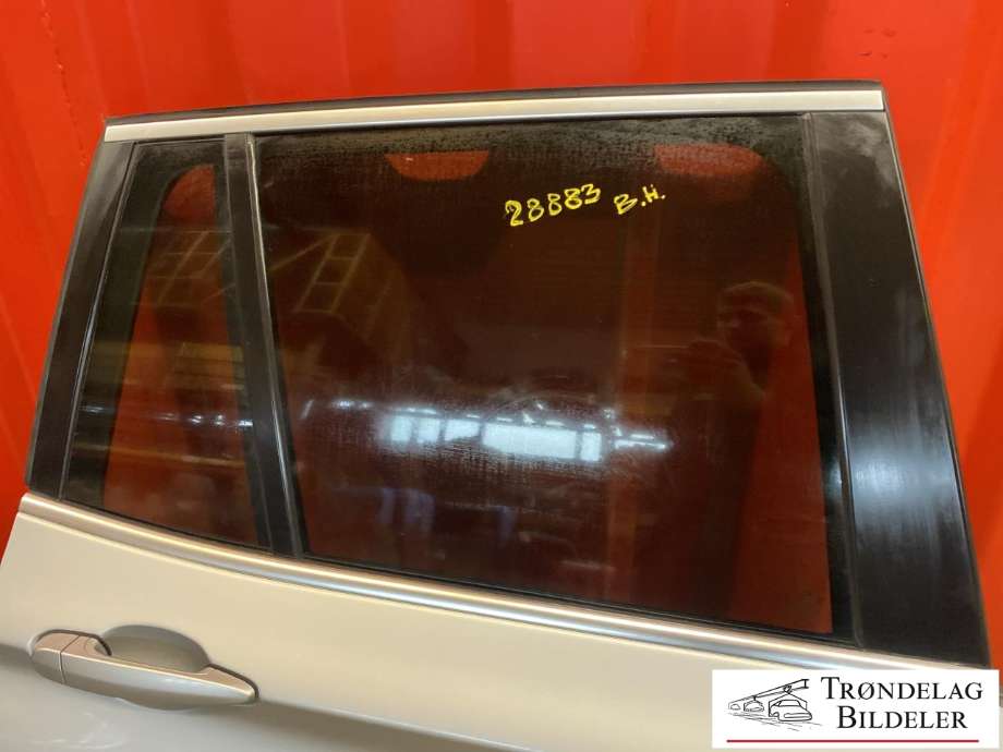 Dør høyre bak til BMW X3 2010-2017 (F25) (F25) (41 52 7 238 696|)