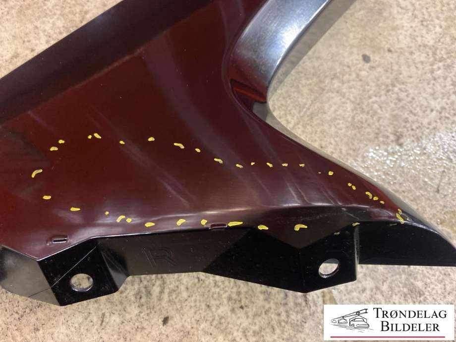 Spoiler bakluke til Suzuki Across 2020-->>  (T7608-74205-000|)