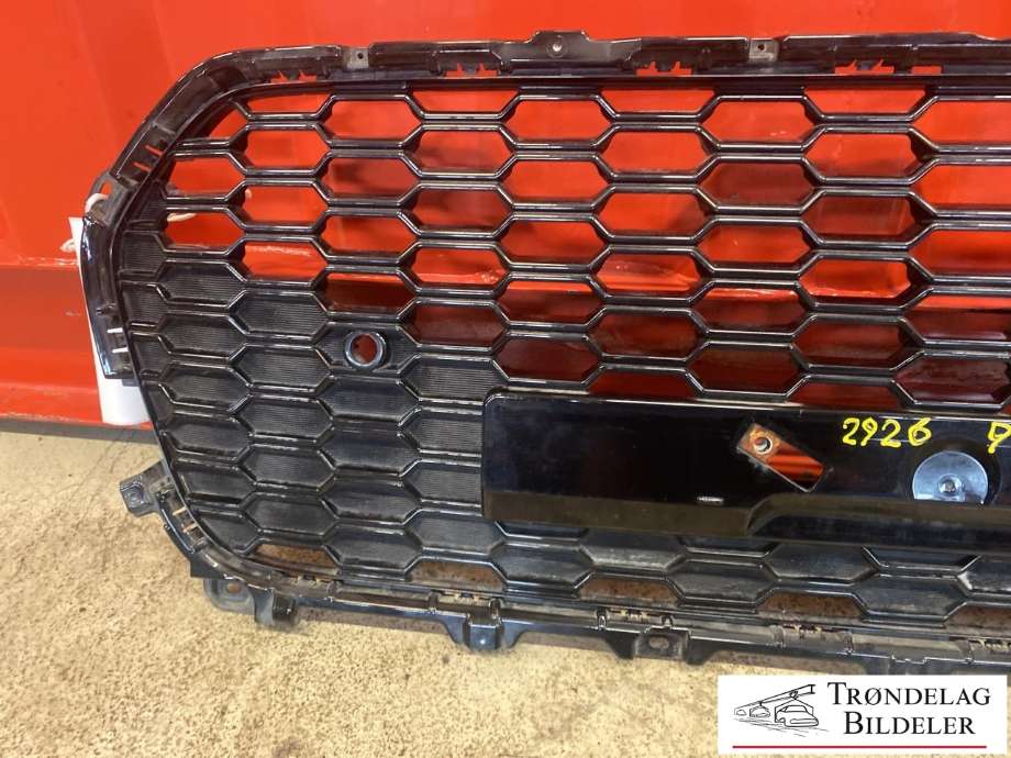 Grill midt til Suzuki Across 2020-->> (T5311-24231-000|)