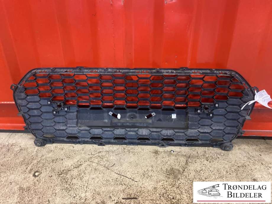 Grill midt til Suzuki Across 2020-->> (T5311-24231-000|)