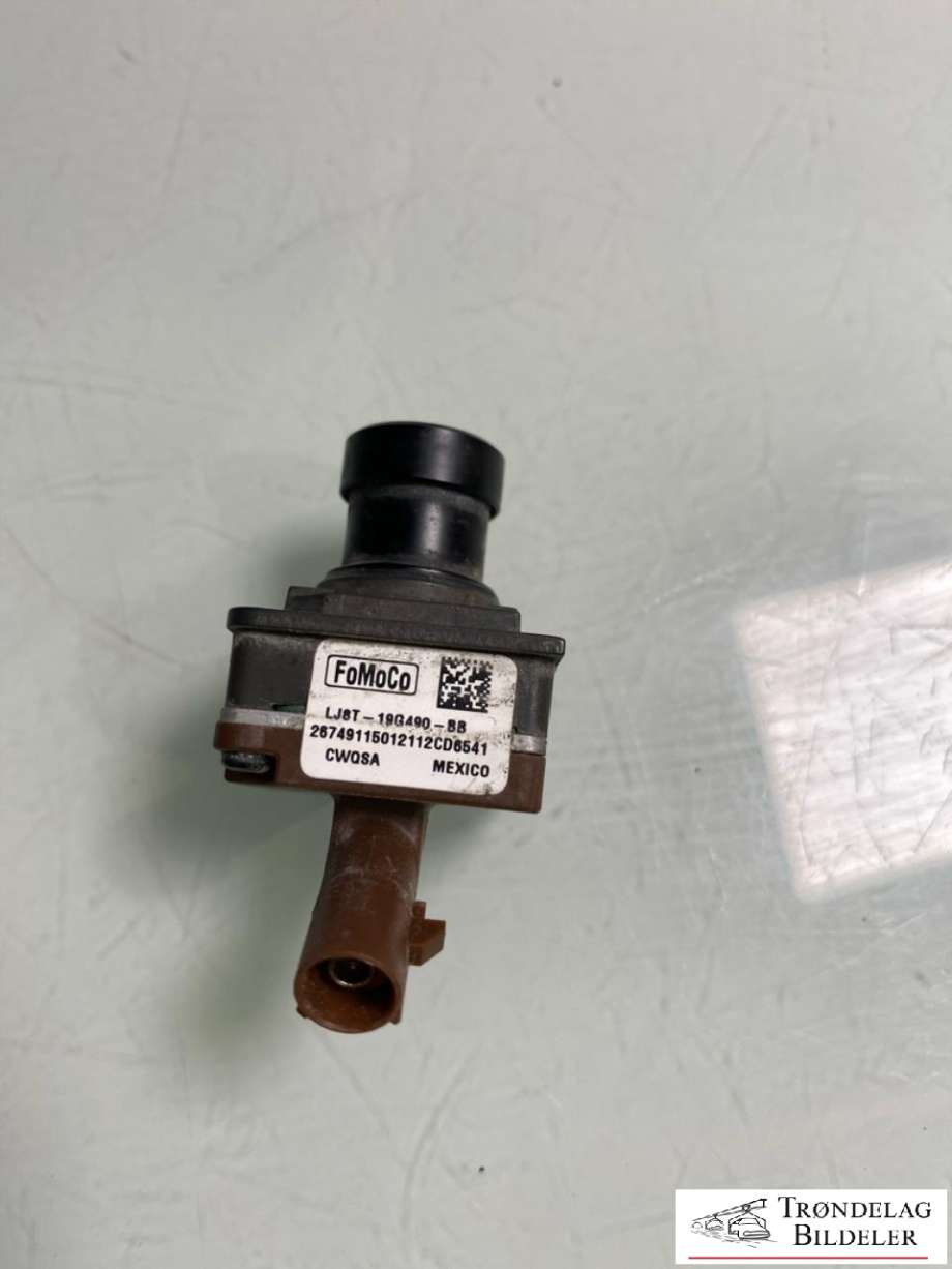 Parkeringskamera foran til Ford Mustang Mach-e 2020-->>  (LJ8T-19G490-BB|LJ8T-19G490-BC|2537384)