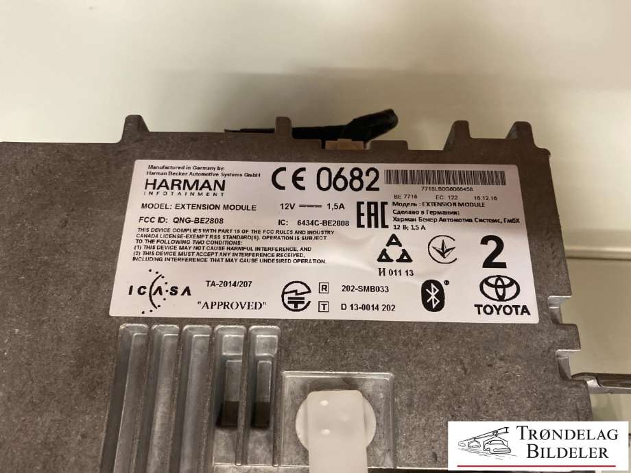 Bilstereo navigasjon skjerm til Toyota Auris 2015-2019 (Type II, Fase 2)  (8614002400|)