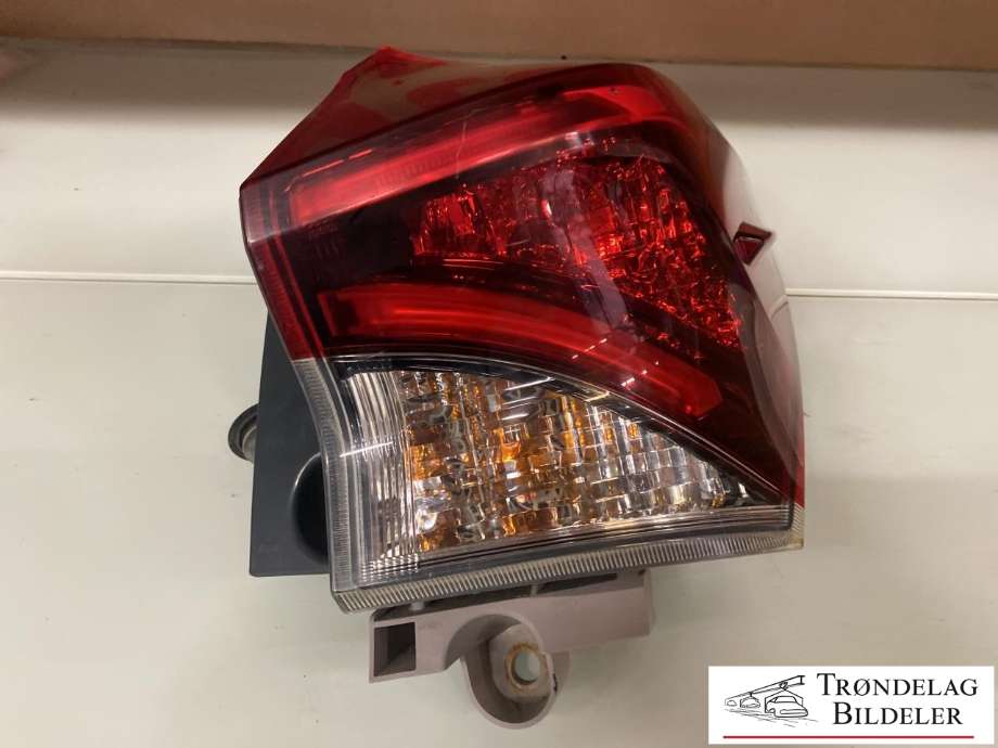 Baklykt høyre til Toyota Auris 2015-2019 (Type II, Fase 2)  (8155102A51|)