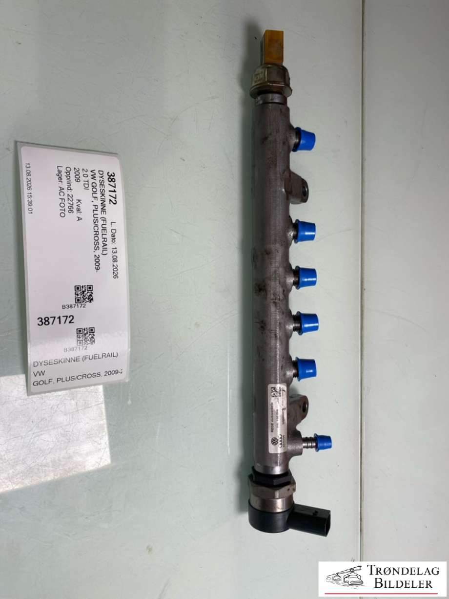 Dyseskinne (fuelrail) til VW Golf, Plus/Cross 2009-2013 (Fase 2)  (03L130089|)