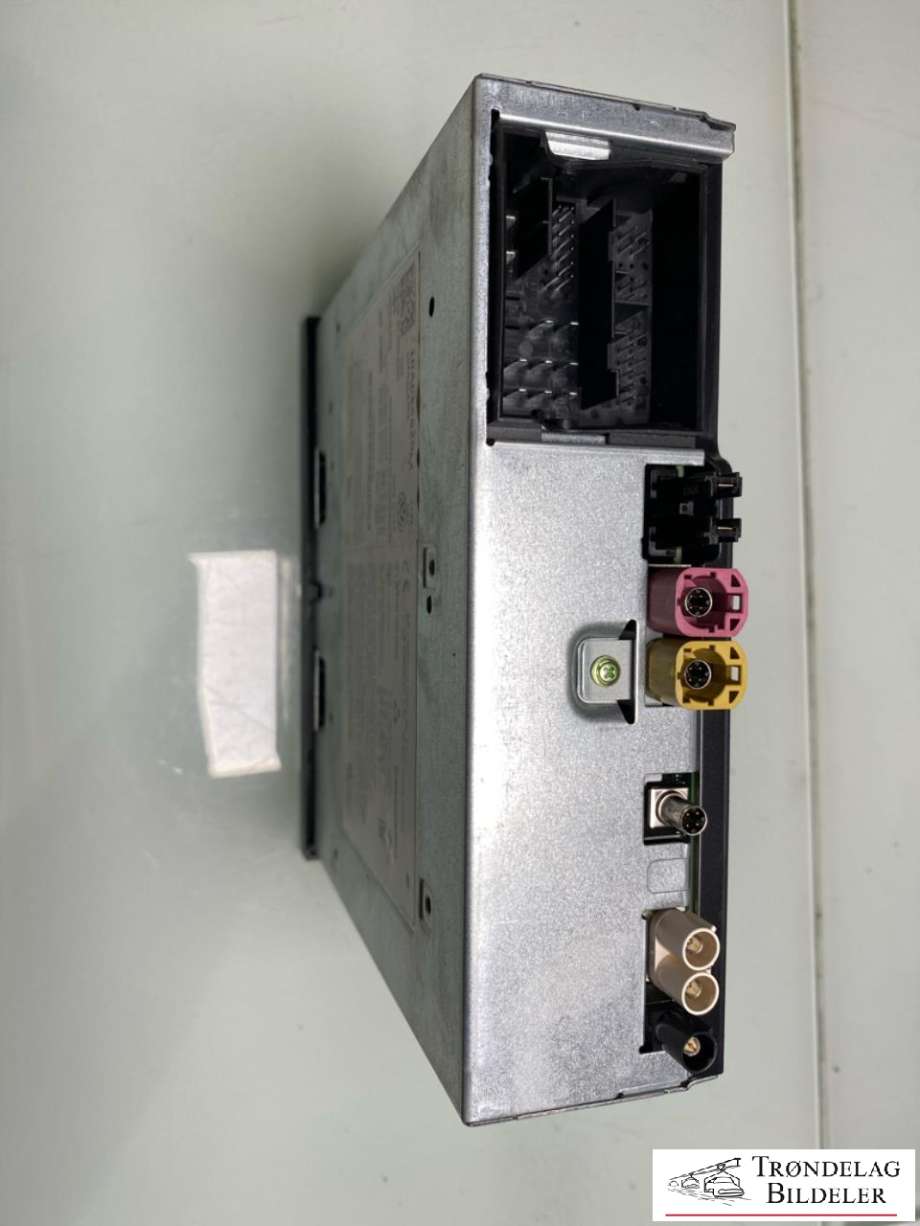 Bilstereo navigasjon til VW ID.BUZZ 2022-->> (10A 035 820 M|10A 035 820 F|)
