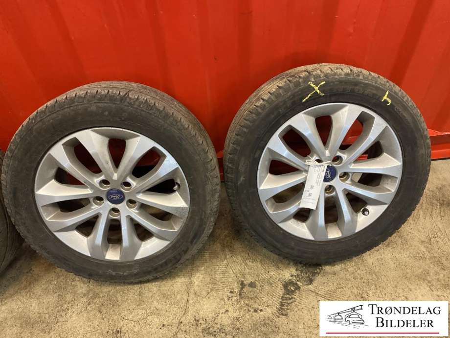 Hjulsett aluminium sommer til Ford Kuga 2008-2012 (Type I)  (GOODYEAR EFFICIENT GRIP|235/55-R17 99H/ET52.5|MØNSTERDYBDE 4MM|PROD 03.20)