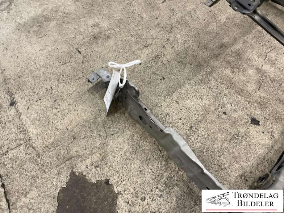 Frontplate til Toyota Auris 2015-2019 (Type II, Fase 2)  (5320102904|)