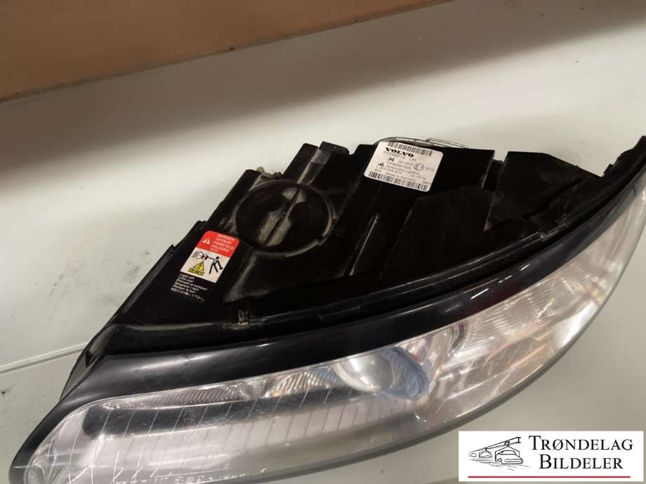 Frontlykt venstre xenon til Volvo V50 2007-2012 (Fase 2)  (32206139|)