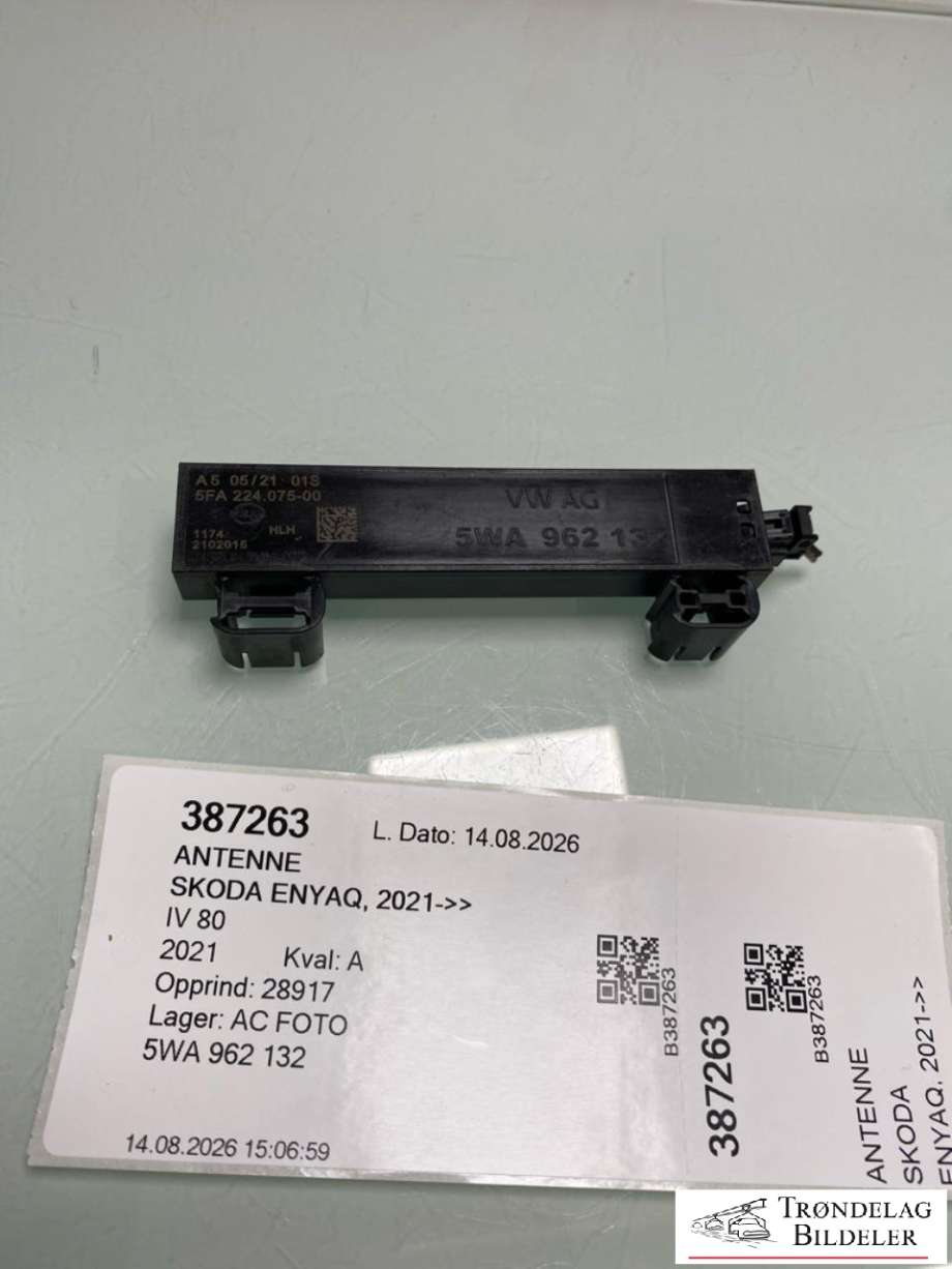 Antenne til Škoda Enyaq 2021-->> (5WA 962 132|)