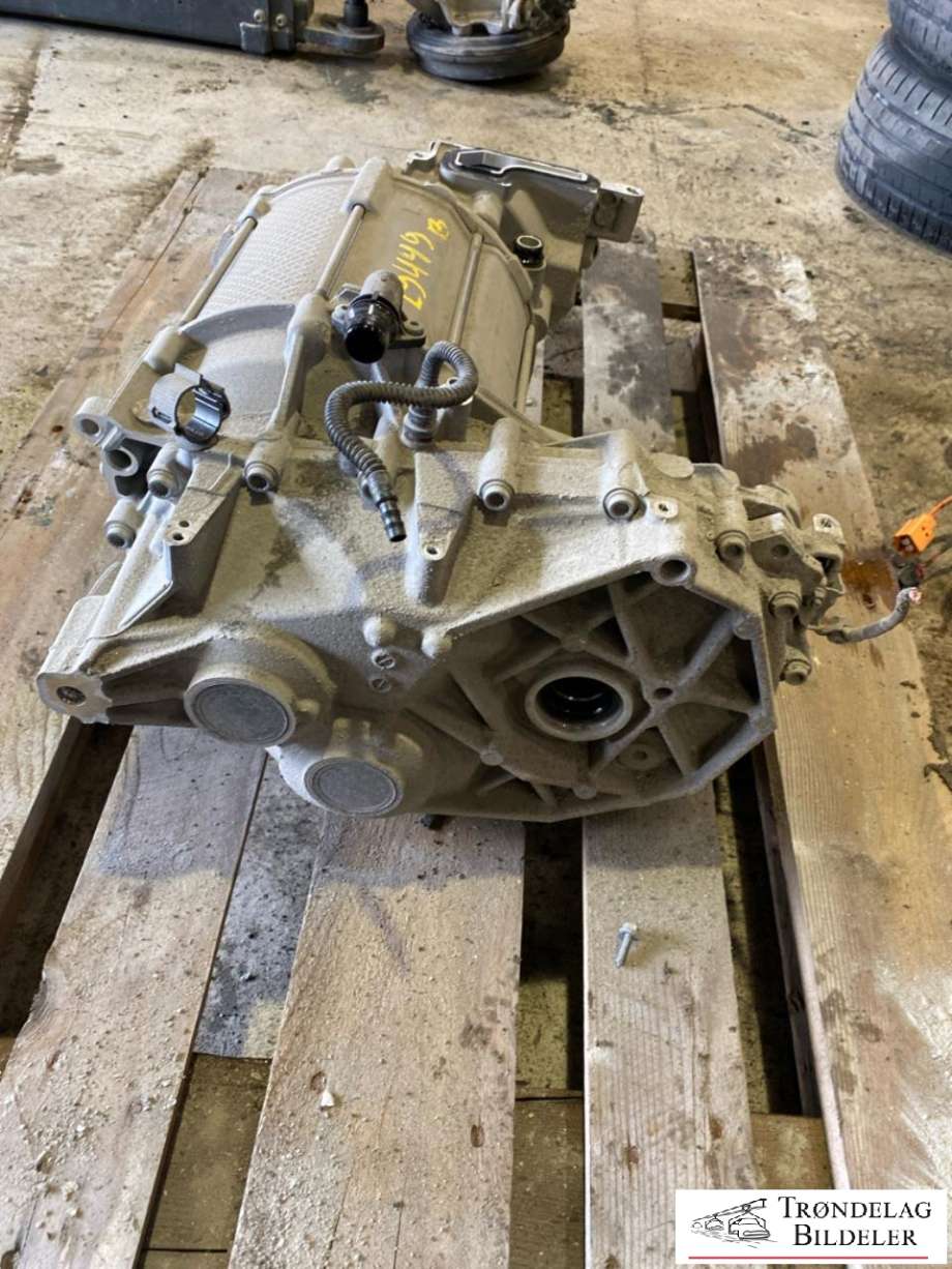 Motor elbil bak til VW ID.BUZZ 2022-->> (1EA 998 733 B|)