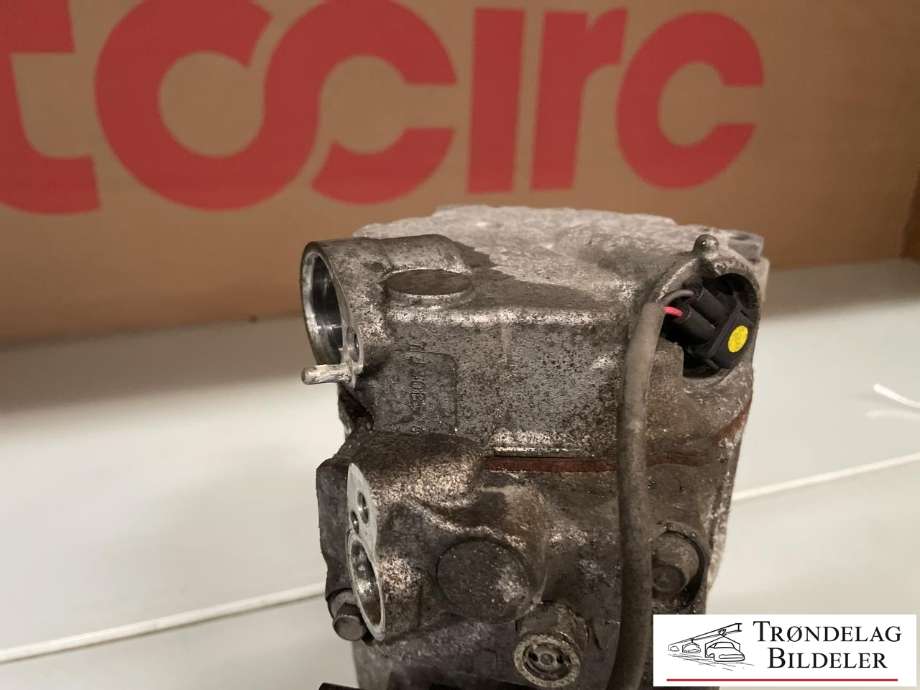 Aircondition kompressor til BMW X6 2014-2019 (F16) (F16) (64 52 5 A7F 913|)