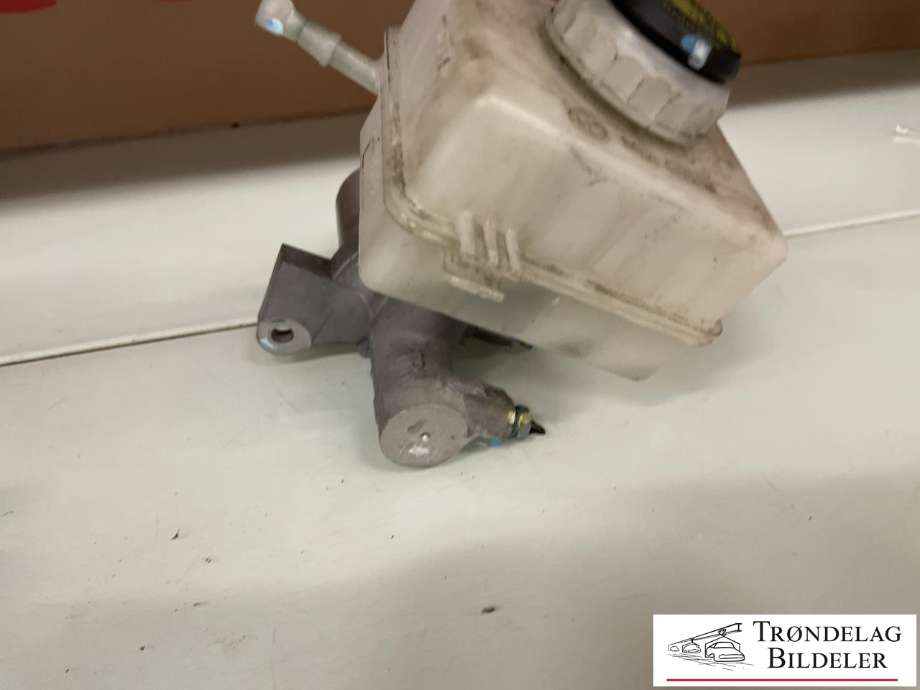 Bremsepumpe hoved til BMW X6 2014-2019 (F16) (F16) (34 33 6 772 930|34 33 6 771 718|)