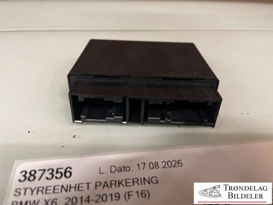 Styreenhet parkering til BMW X6 2014-2019 (F16) (F16) (66.33 - 9 363 680 AI01|)