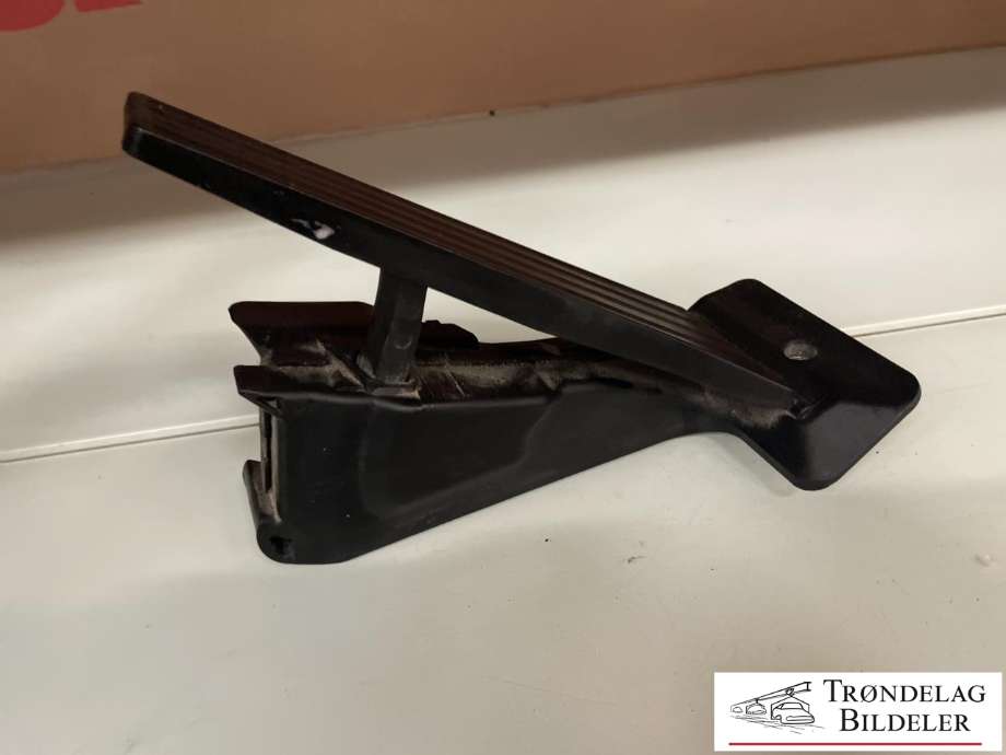 Pedal gass til BMW X6 2014-2019 (F16) (F16) (35 40 6 889 818|35 40 5 A47 456|)