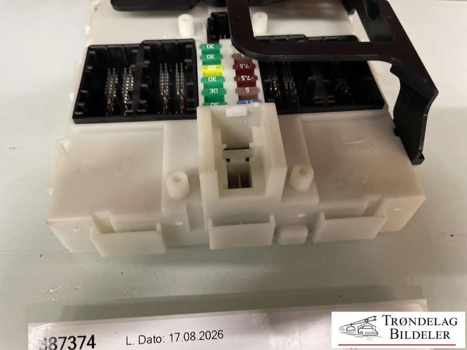 Styreenhet diverse til BMW X6 2014-2019 (F16) (F16) (61.35 9383540-01|)