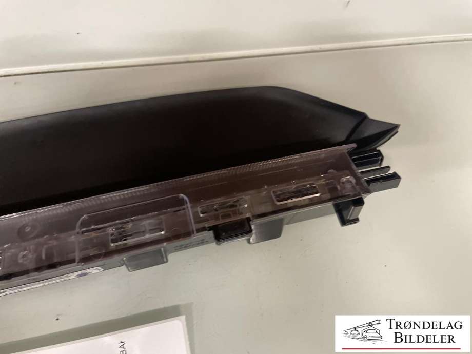 Baklykt bremselys bakrute til BMW X6 2014-2019 (F16) (F16) (63257375664|)