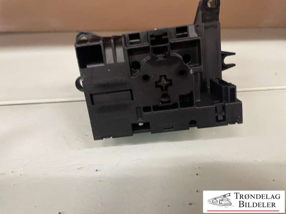 Girstang/girvelger automat til BMW X6 2014-2019 (F16) (F16) (61 31 6 832 387|)