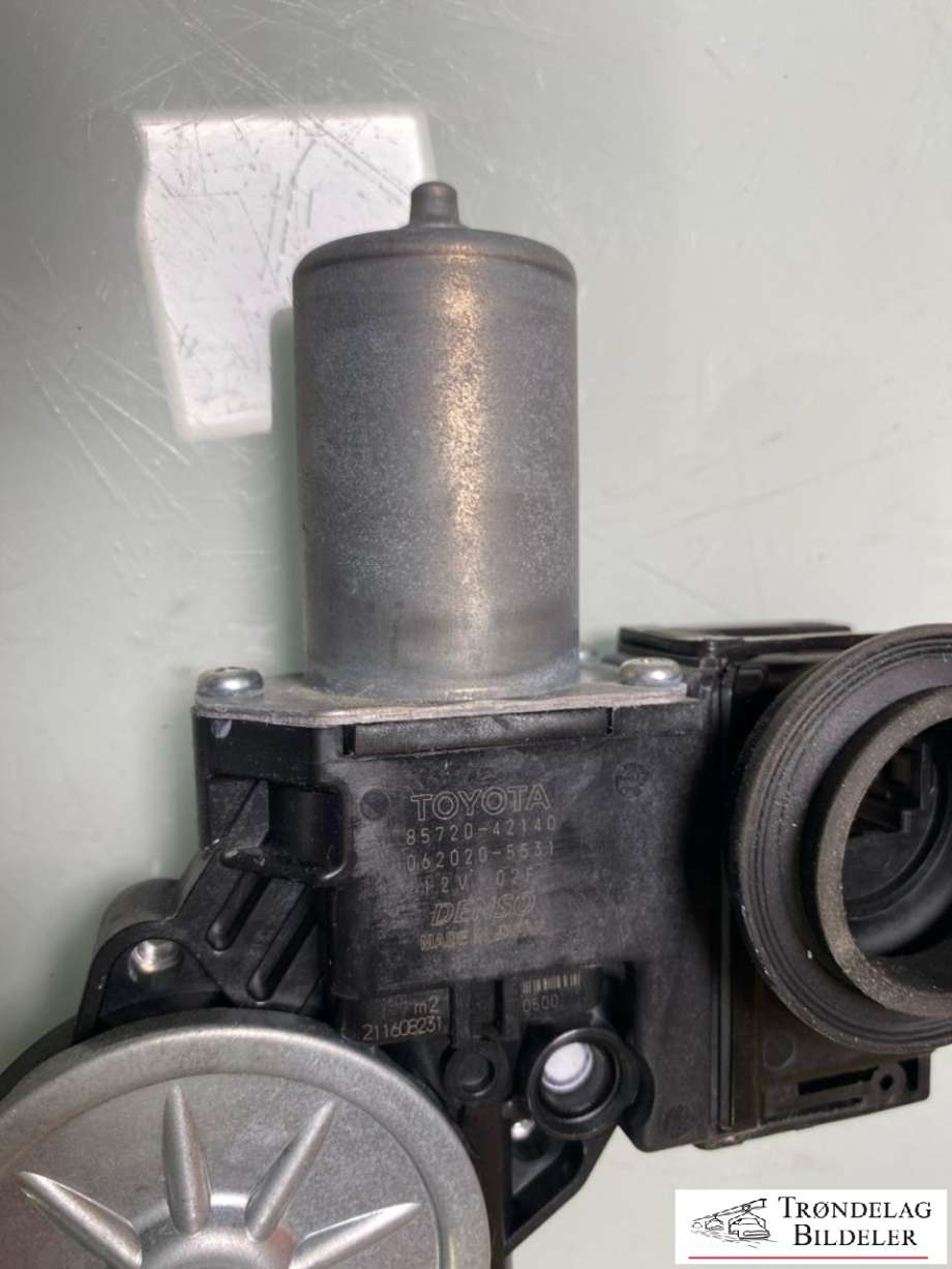 Ruteheis, kun motor, venstre bak til Suzuki Across 2020-->>  (T8572-01253-000|)