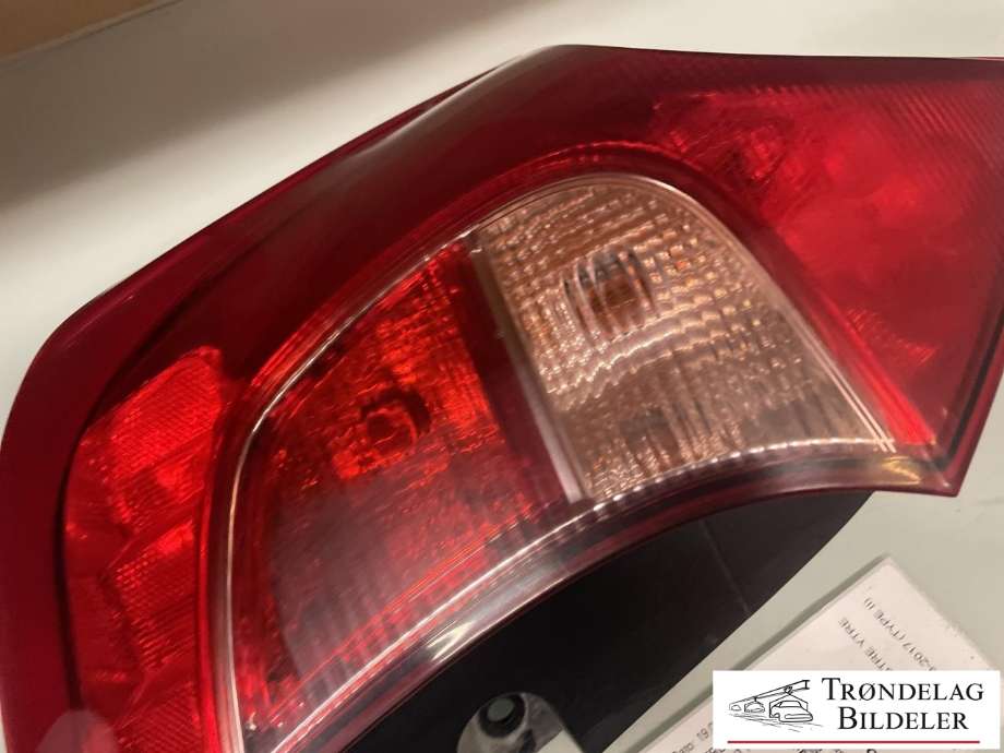 Baklykt venstre ytre til Nissan Note 2013-2017 (Type II)  (265513VA0A|)