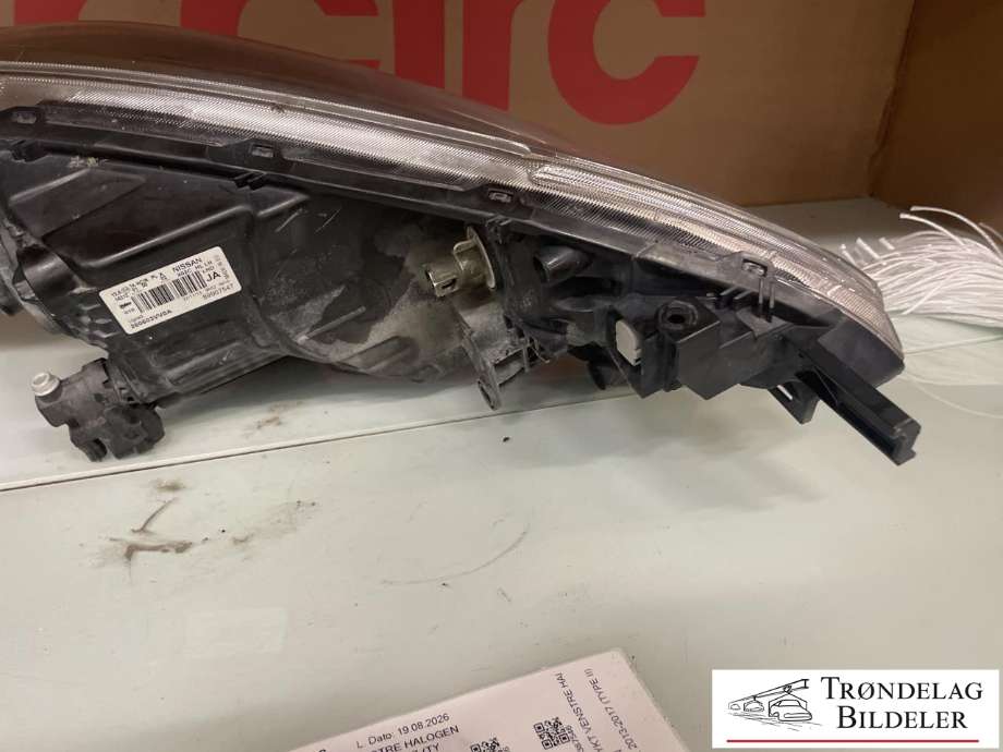 Frontlykt venstre halogen til Nissan Note 2013-2017 (Type II)  (260603VV0A|)