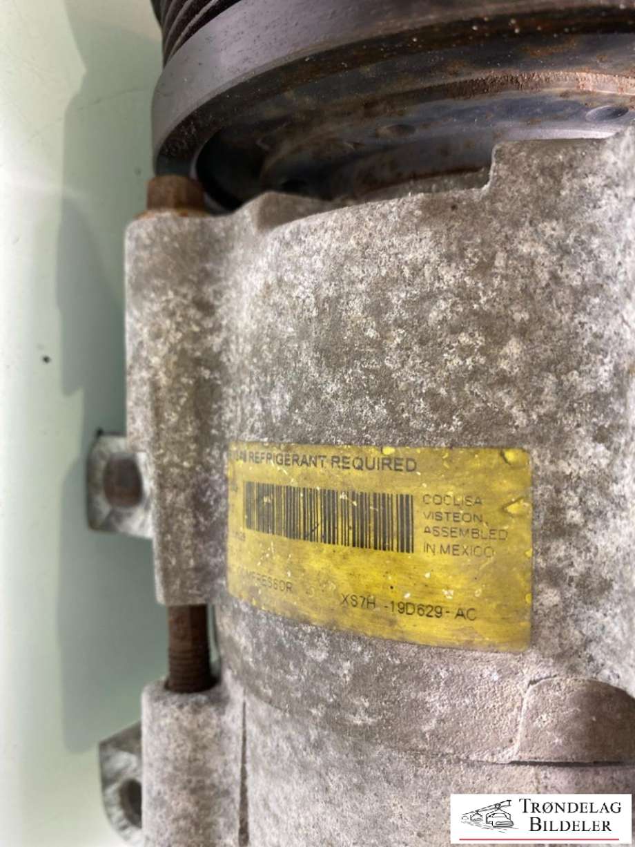 Aircondition kompressor til Ford Transit 2000-2005 (5222062|4L3H-19497-AD|F6LH19D623AA|F7LH19497AA|F7LH19497AB|F7LH19497BA|F7LH19497CA|R20BYU19D629AA|YC1H19D629AA|YC1H19D629AB|YC1H19D629AC|1440713|3649381)