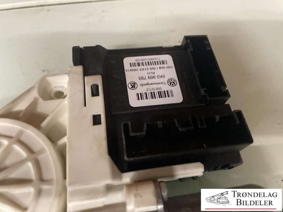 Ruteheis, kun motor, venstre foran til VW Caddy 2015-2020 (Type III, Fase 3) (2K5 959 702 A|)